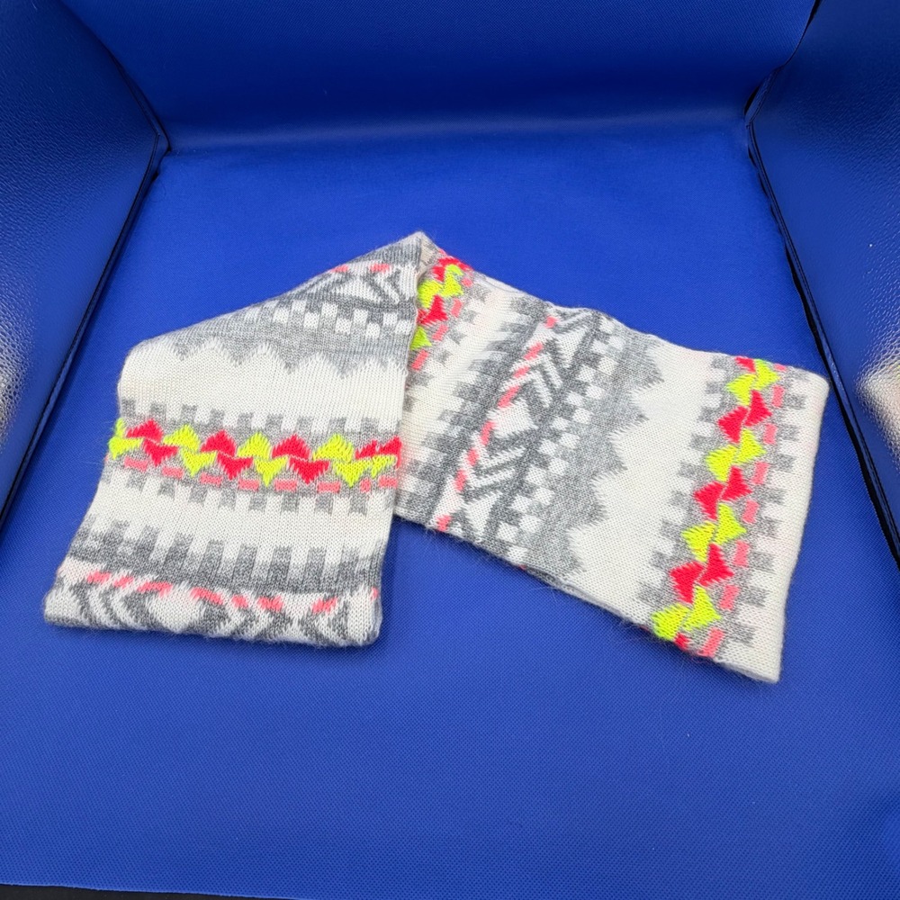 American Eagle Knit Infinity Scarf Fair Isle Gray Pink Nordic Soft Cozy Neon Ski